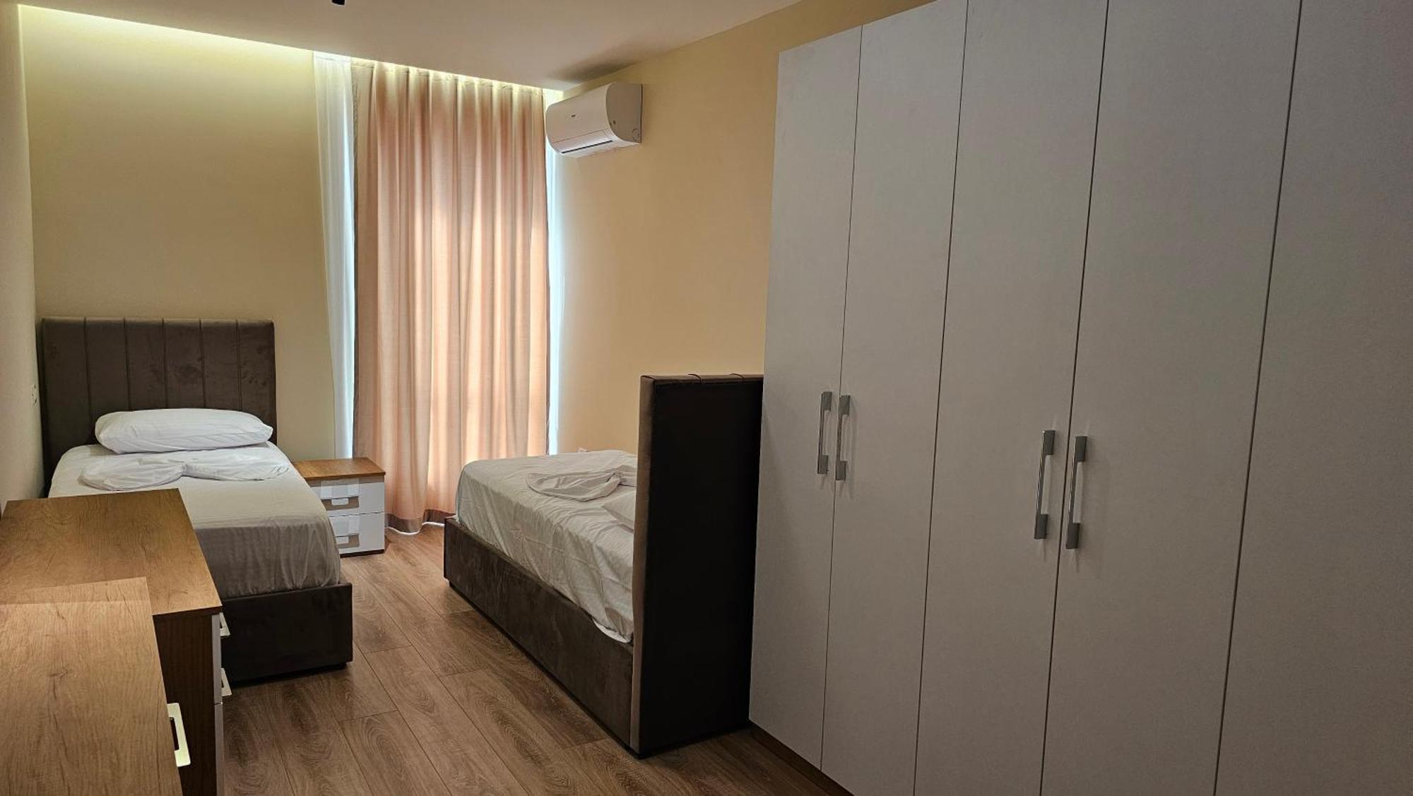 Tirana Airport Apartment エクステリア 写真