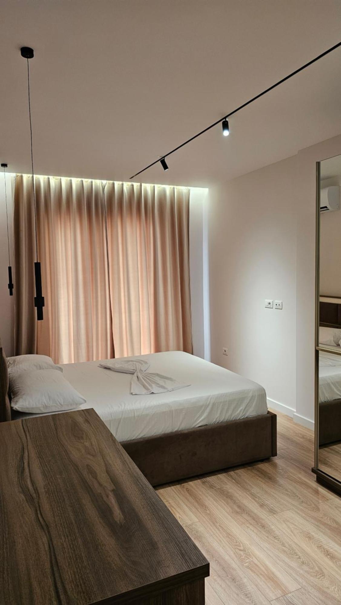 Tirana Airport Apartment エクステリア 写真
